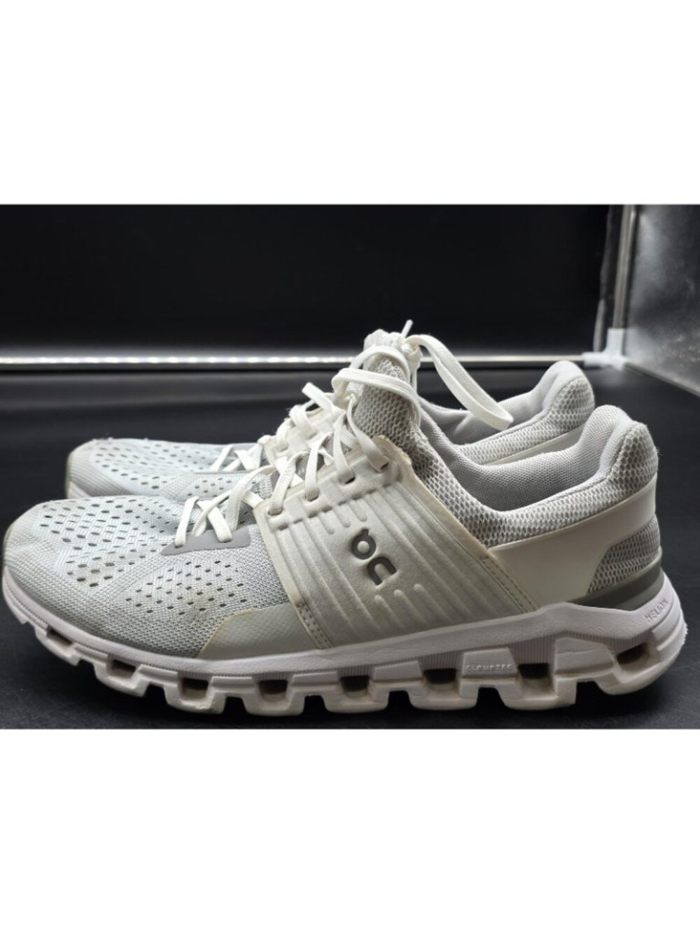 On Cloudswift Shoes Womens Size 9 White Mesh CloudTec Running Sneakers Damaged - Picture 6 of 13